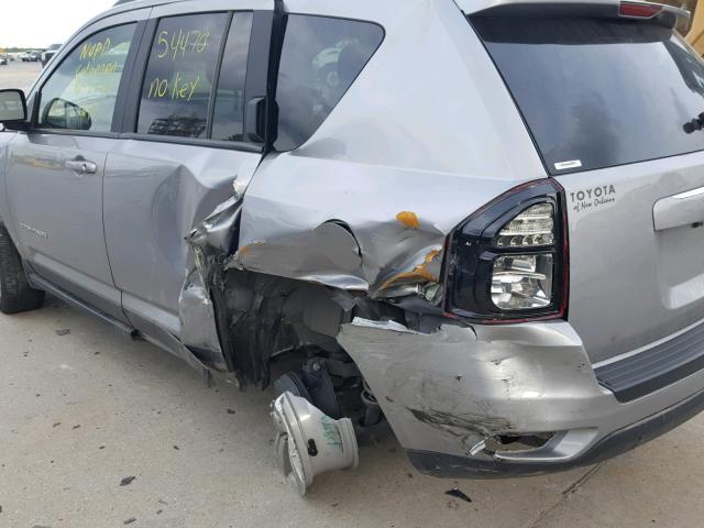 1C4NJCBA7HD123647 - 2017 JEEP COMPASS SP 银色 照片 9