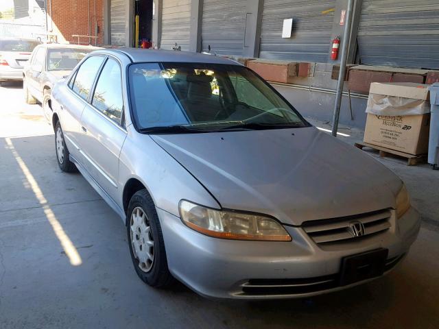 1HGCG66521A037000 - 2001 HONDA ACCORD LX SILVER photo 1