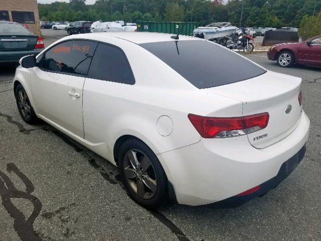 KNAFU6A29A5165810 - 2010 KIA FORTE EX WHITE photo 3