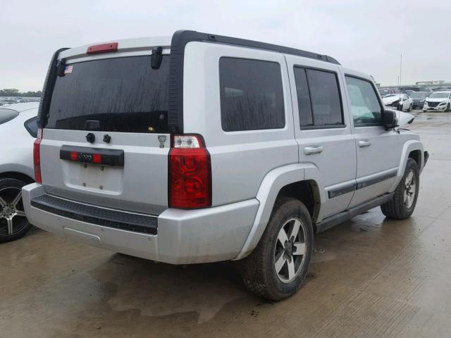 1J8HH48K98C115062 - 2008 JEEP COMMANDER SILVER photo 4