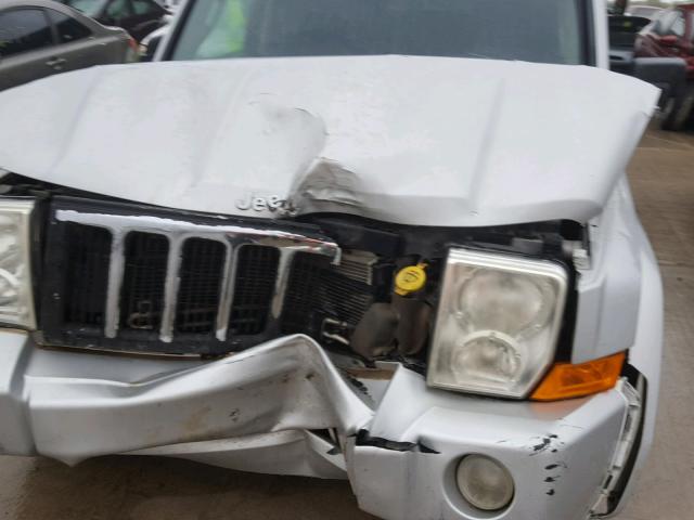 1J8HH48K98C115062 - 2008 JEEP COMMANDER SILVER photo 7
