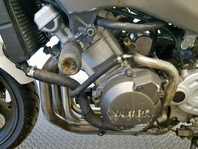 JYA5AHE035A048373 - 2005 YAMAHA YZF600 R WHITE photo 11