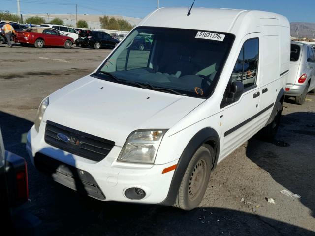 NM0LS7BN4AT041754 - 2010 FORD TRANSIT CO WHITE photo 2