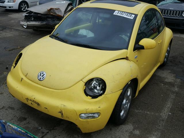 3VWCK21C63M414264 - 2003 VOLKSWAGEN NEW BEETLE YELLOW photo 2