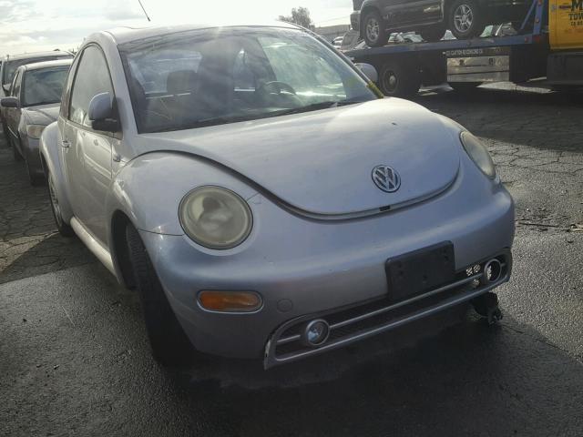 3VWCC21C9YM476312 - 2000 VOLKSWAGEN NEW BEETLE 银色 照片 1