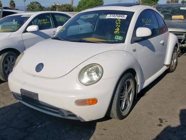 3VWCC21C5YM461967 - 2000 VOLKSWAGEN NEW BEETLE თეთრი ფოტო 2
