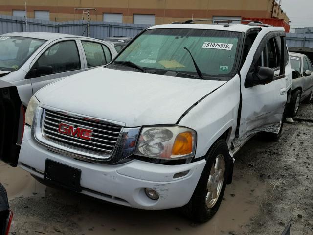 1GKDT13S542150650 - 2004 GMC ENVOY WHITE photo 2