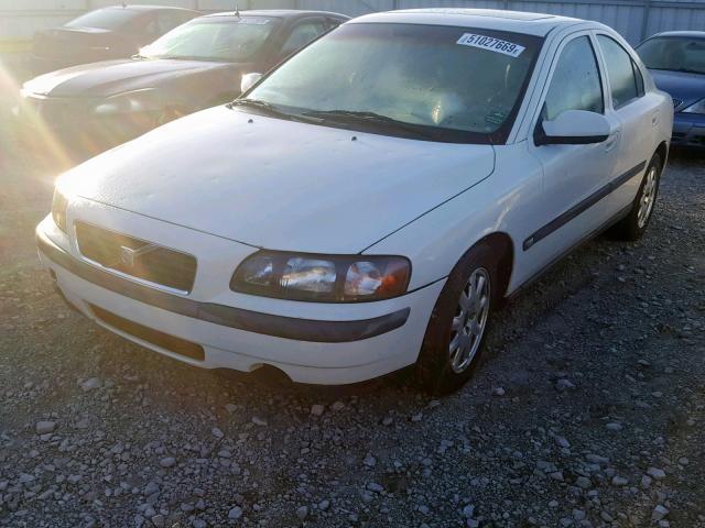 YV1RS61R612066358 - 2001 VOLVO S60 WHITE photo 2