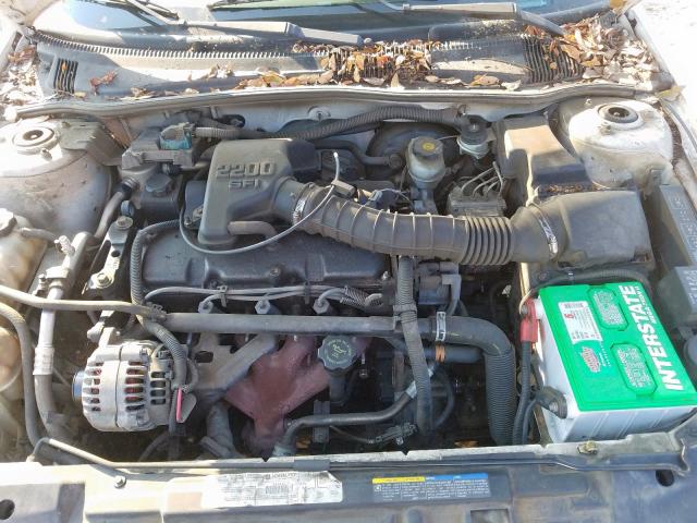 1G1JC524427313676 - 2002 CHEVROLET CAVALIER B WHITE photo 7