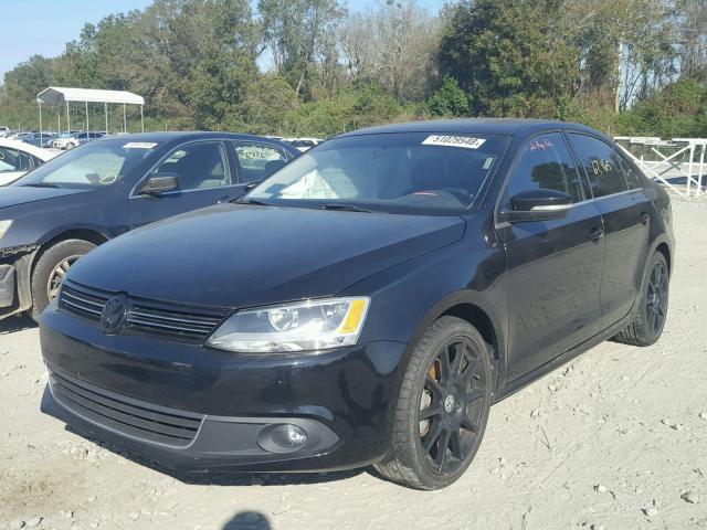 3VWLL7AJ0EM415650 - 2014 VOLKSWAGEN JETTA TDI BLACK photo 2