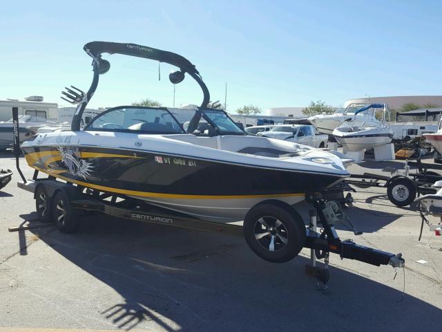 F1NC8715H213 - 2013 CENT BOAT TWO TONE photo 1