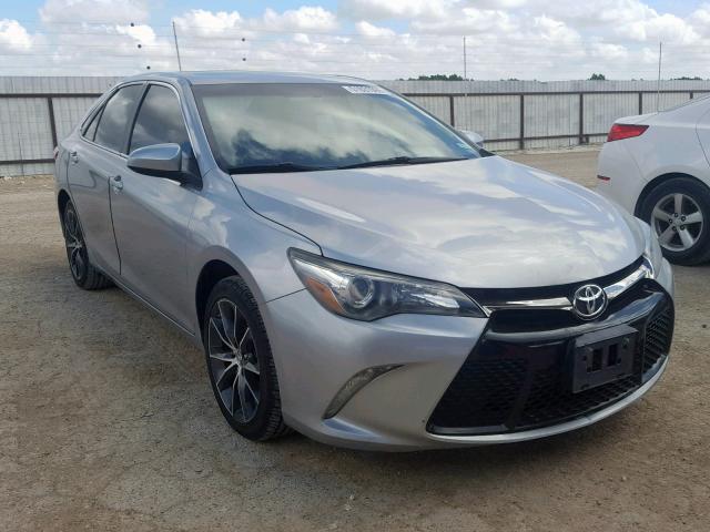 4T1BF1FK8FU896728 - 2015 TOYOTA CAMRY LE SILVER photo 1