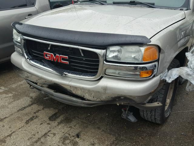 1GKEK13Z64R178582 - 2004 GMC YUKON SILVER photo 9