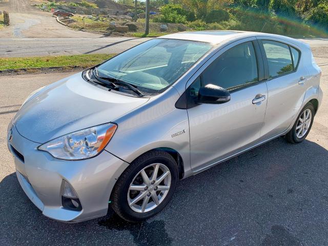 JTDKDTB33D1036075 - 2013 TOYOTA PRIUS C SILVER photo 2