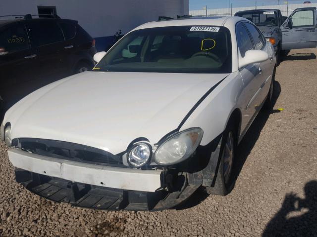 2G4WD532451264550 - 2005 BUICK LACROSSE C WHITE photo 2