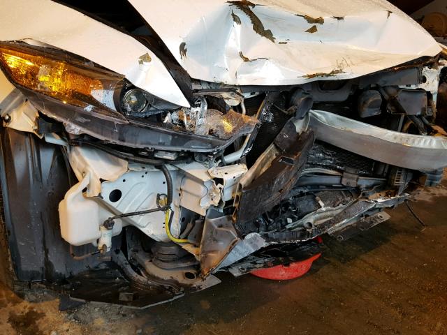 JH4CU2F60CC007069 - 2012 ACURA TSX TECH WHITE photo 9