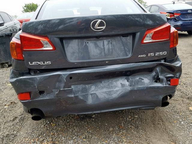 JTHCK262095028861 - 2009 LEXUS IS 250 GRAY photo 9