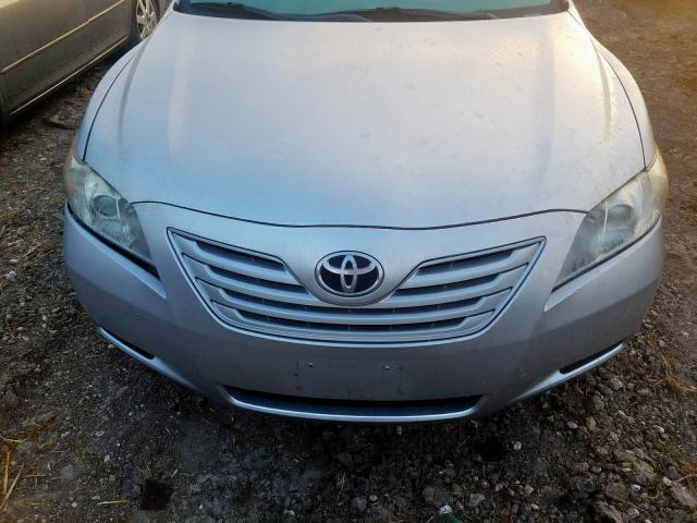 4T4BE46K98R016746 - 2008 TOYOTA CAMRY CE GRAY photo 9