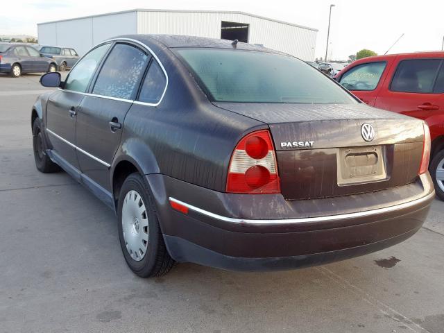 WVWMD63B84E213146 - 2004 VOLKSWAGEN PASSAT GL BROWN photo 3