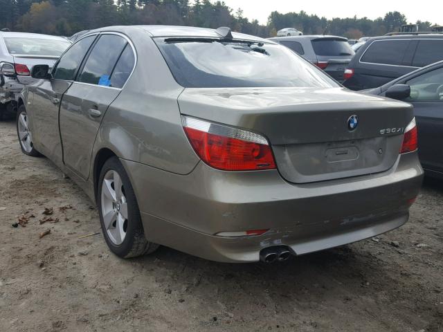 WBANF73577CU22938 - 2007 BMW 530 XI GREEN photo 3