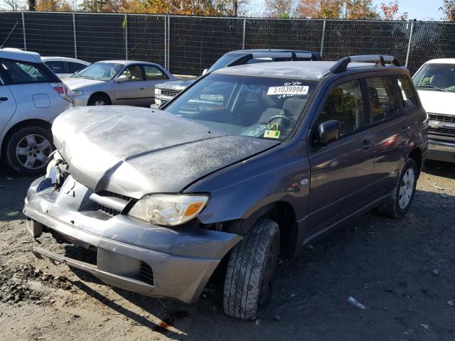 JA4LX31F85U029558 - 2005 MITSUBISHI OUTLANDER CHARCOAL photo 2