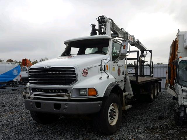 2FZHAZCV47AW81941 - 2007 STERLING TRUCK LT 9500 WHITE photo 2