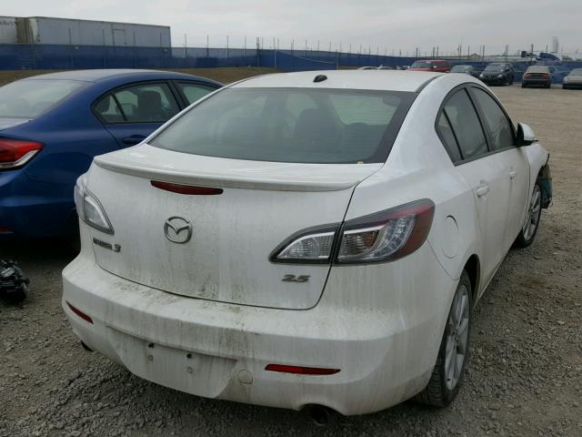 JM1BL1W58B1480052 - 2011 MAZDA 3 S WHITE photo 4