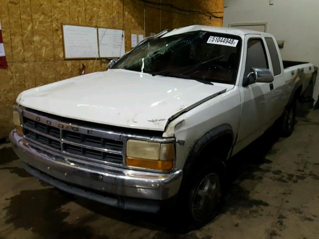 1B7GG23X1RS678823 - 1994 DODGE DAKOTA WHITE photo 2