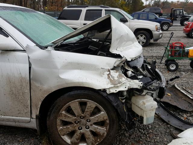 4T1BK36BX6U073967 - 2006 TOYOTA AVALON XL WHITE photo 9