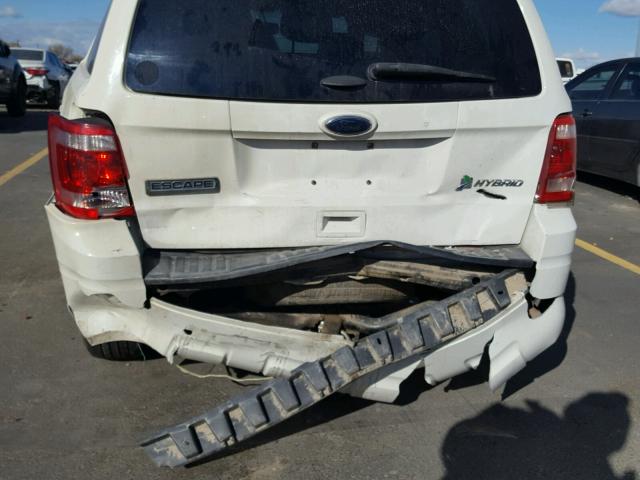 1FMCU5K38CKB20221 - 2012 FORD ESCAPE HYB WHITE photo 9