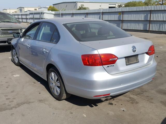 3VW2K7AJ2CM383926 - 2012 VOLKSWAGEN JETTA BASE 银色 照片 3