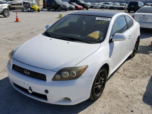 JTKDE167380258952 - 2008 TOYOTA SCION WHITE photo 2