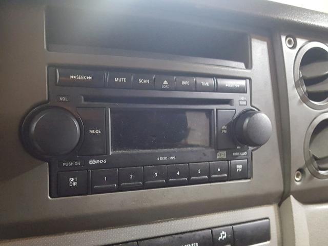 1J8HG48K96C366843 - 2006 JEEP COMMANDER SILVER photo 9