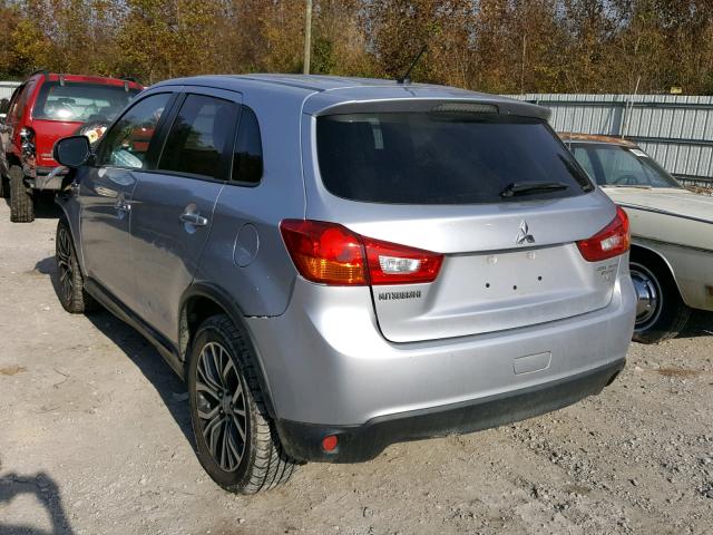 JA4AR3AW2GZ057741 - 2016 MITSUBISHI OUTLANDER SILVER photo 3