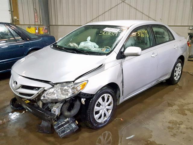 2T1BU4EEXBC726126 - 2011 TOYOTA COROLLA BA SILVER photo 2