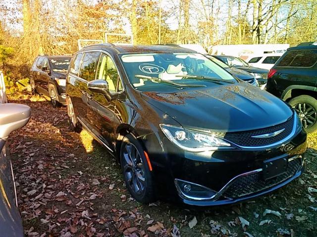 2C4RC1GG7JR340552 - 2018 CHRYSLER PACIFICA L GRAY photo 1