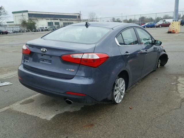 KNAFX4A89E5102325 - 2014 KIA FORTE EX BLUE photo 4