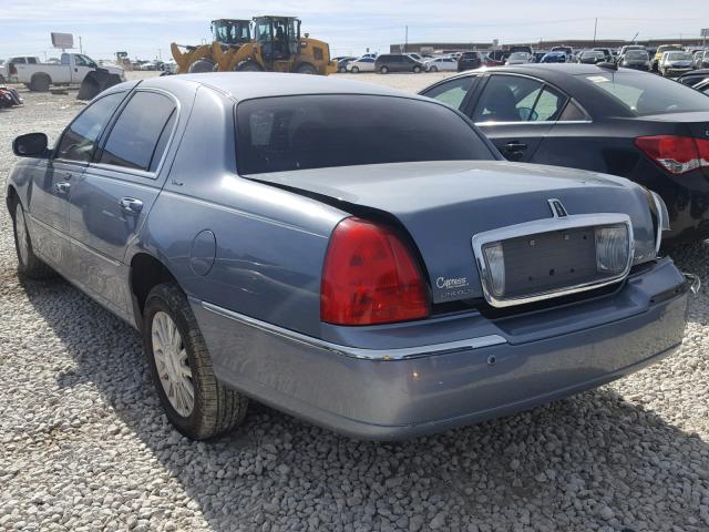 1LNHM83W94Y688427 - 2004 LINCOLN TOWN CAR U BLUE photo 3