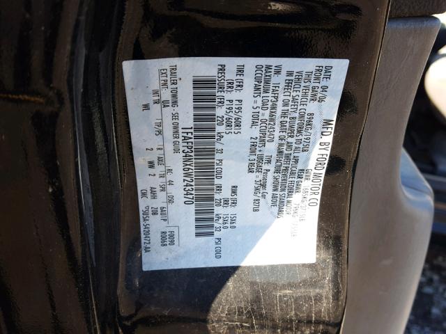 1FAFP34NX6W243470 - 2006 FORD FOCUS ZX4 BLACK photo 10