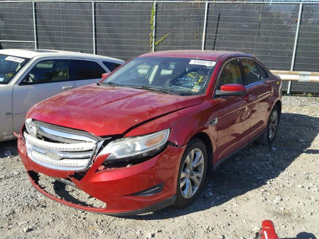 1FAHP2EW9AG148895 - 2010 FORD TAURUS SEL RED photo 2