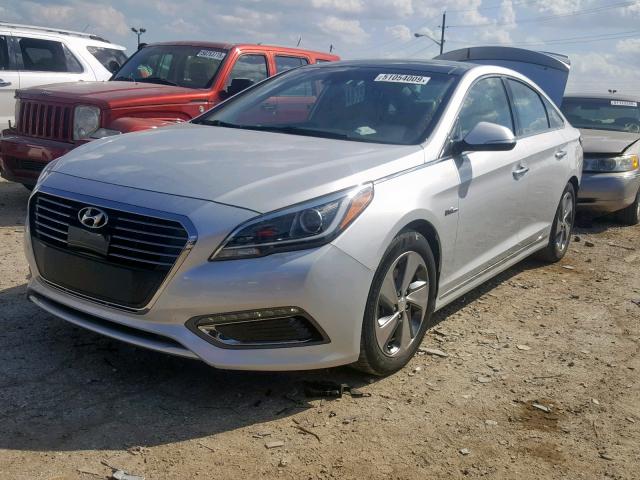 KMHE34L17HA051098 - 2017 HYUNDAI SONATA HYB SILVER photo 2