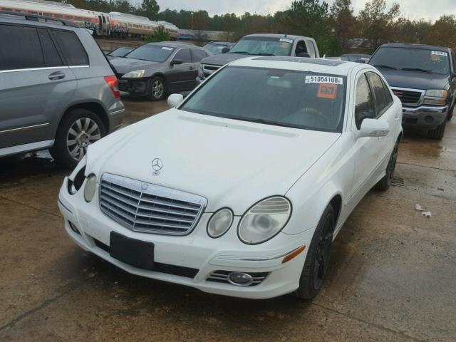 WDBUF87X07X210809 - 2007 MERCEDES-BENZ E 350 4MAT WHITE photo 2