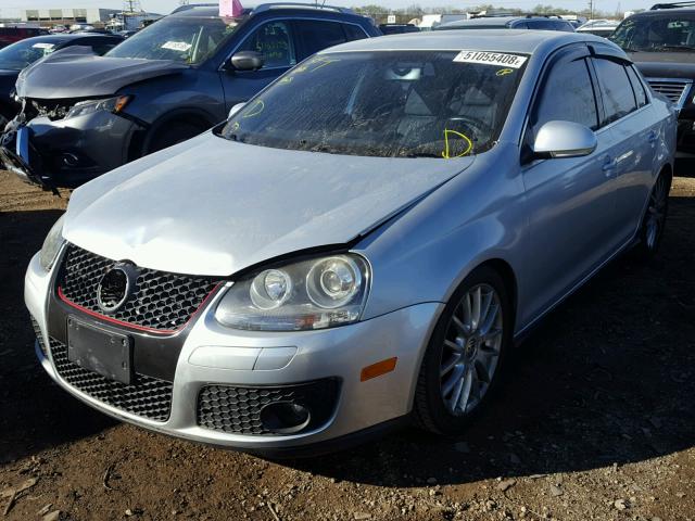 3VWXJ81K76M694747 - 2006 VOLKSWAGEN JETTA GLI SILVER photo 2