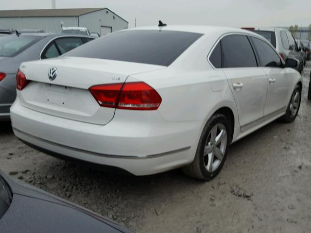 1VWBN7A32DC089891 - 2013 VOLKSWAGEN PASSAT SE WHITE photo 4