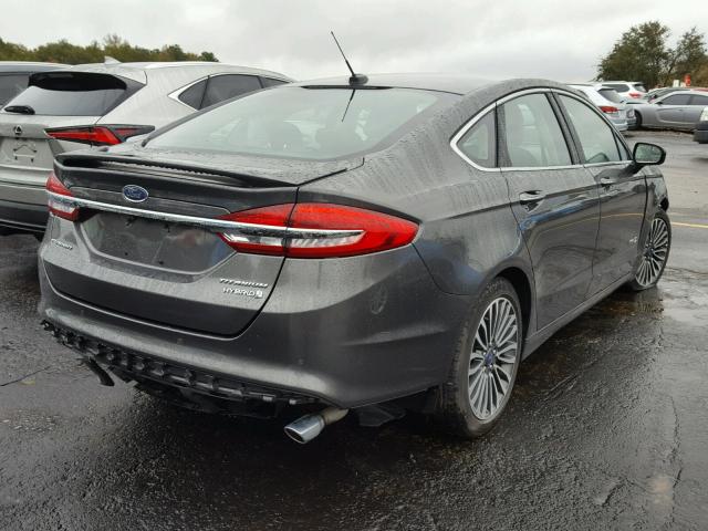 3FA6P0RU3HR383896 - 2017 FORD FUSION TIT GRAY photo 4