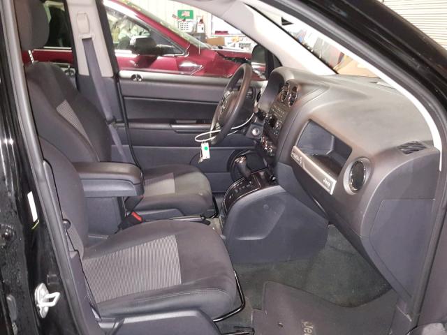 1C4NJDBB1GD797712 - 2016 JEEP COMPASS SP შავი ფოტო 5