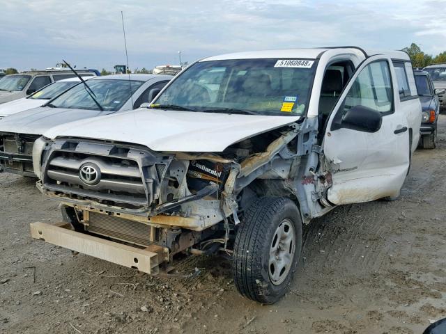 5TENX4CN0AZ701378 - 2010 TOYOTA TACOMA WHITE photo 2