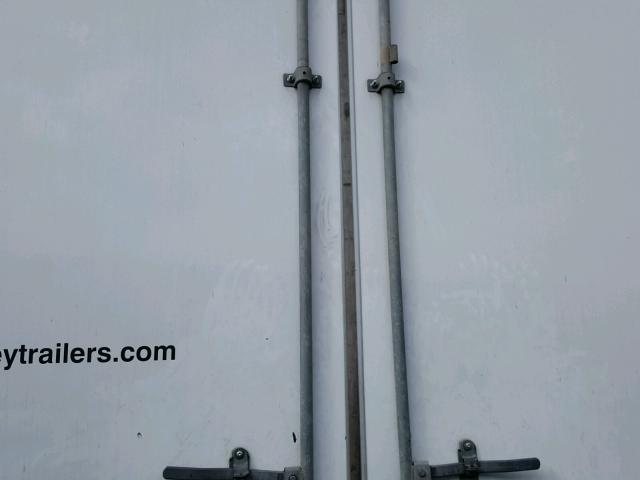 1UYVS253X2C761846 - 2002 UTILITY TRAILER WHITE photo 5