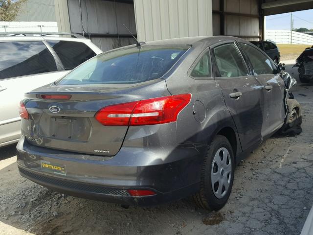 1FADP3E27GL241366 - 2016 FORD FOCUS S GRAY photo 4