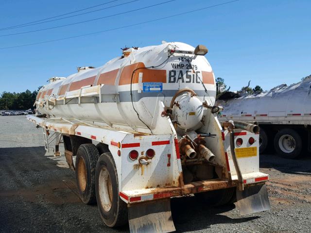 1P9VN362X6K359327 - 2006 DUTCHMEN TANKER WHITE photo 3